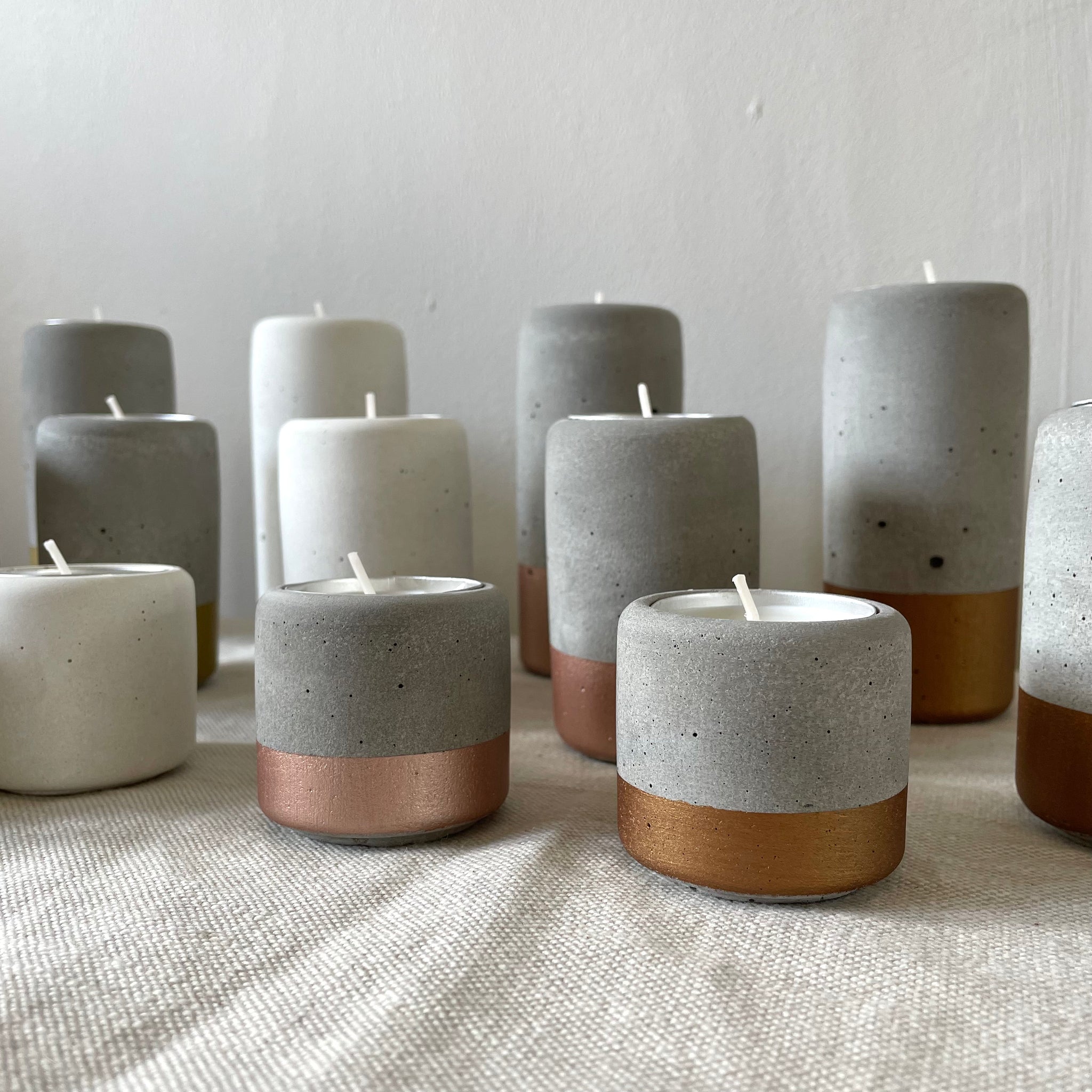 Pillar tealight best sale candle holders